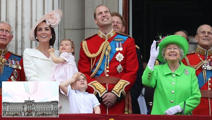 Putri Charlotte Tampil Perdana di Balkon Istana Buckingham